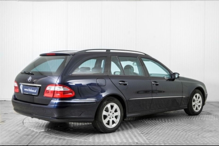Mercedes-Benz E-Klasse Combi 320 Avantgarde 4-Matic 95000 km! thumbnail 2