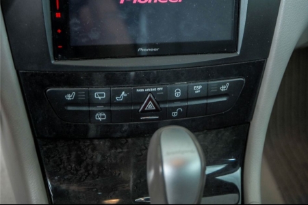Mercedes-Benz E-Klasse Combi 320 Avantgarde 4-Matic 95000 km! thumbnail 30