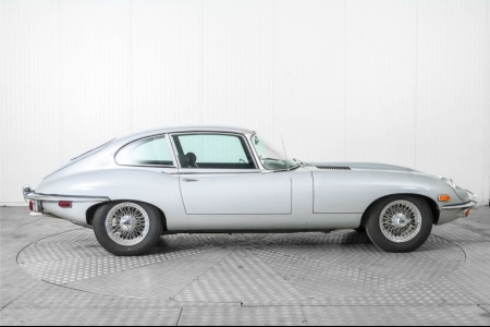 Jaguar E-Type 4.2 coupe thumbnail 10