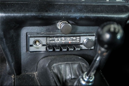 Jaguar E-Type 4.2 coupe thumbnail 29
