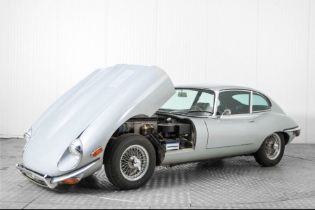 Jaguar E-Type 4.2 coupe thumbnail 37