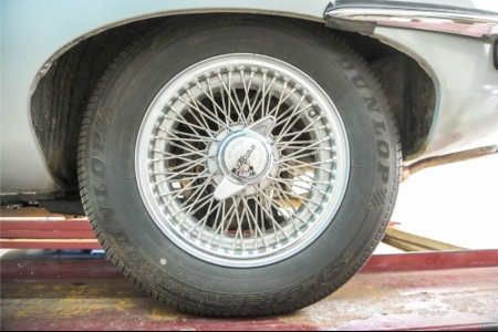 Jaguar E-Type 4.2 coupe thumbnail 50