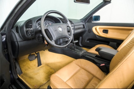 BMW 3 Serie Cabrio 318i Executive thumbnail 16