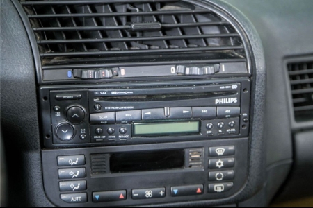 BMW 3 Serie Cabrio 318i Executive thumbnail 24