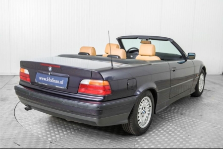 BMW 3 Serie Cabrio 318i Executive thumbnail 26