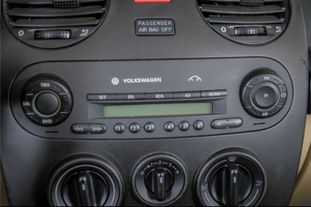 Volkswagen New Beetle Cabriolet 1.6 leer 99000 km thumbnail 26