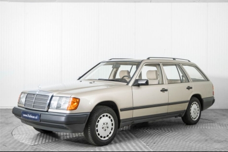 Mercedes-Benz 230TE Combi 