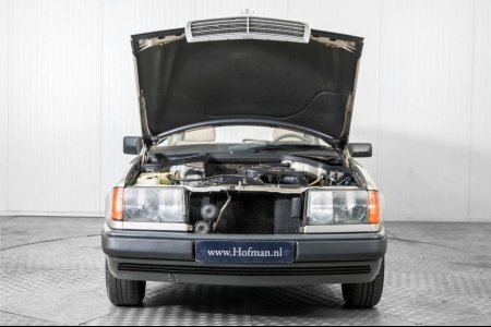 Mercedes-Benz 230TE Combi  thumbnail 37