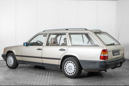 Mercedes-Benz 230TE Combi  thumbnail 6