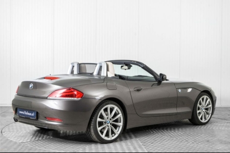 BMW Z4 Roadster sDrive23i Executive thumbnail 2