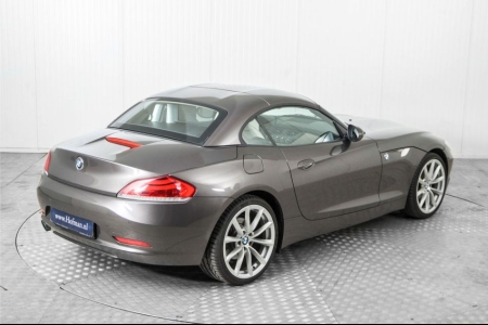 BMW Z4 Roadster sDrive23i Executive thumbnail 57