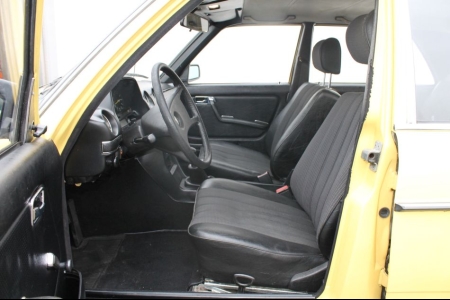 Mercedes-Benz 200D 200 D thumbnail 3