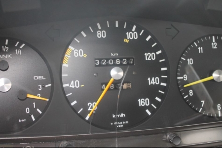 Mercedes-Benz 200D 200 D thumbnail 8