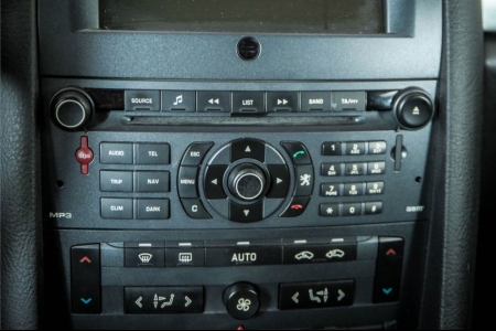 Peugeot 407 Coup&eacute; 3.0-24V F&eacute;line thumbnail 24