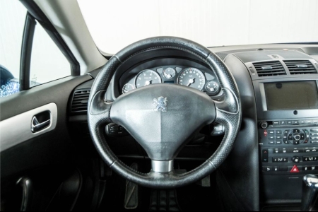 Peugeot 407 Coup&eacute; 3.0-24V F&eacute;line thumbnail 8