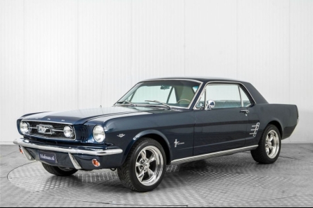 Ford Mustang Coupé 289 V8