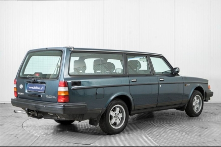 Volvo 240 2.3 DL thumbnail 2