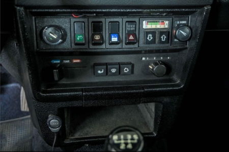 Volvo 240 2.3 DL thumbnail 30