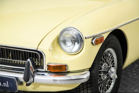 MG B 1.8 Roadster . thumbnail 21