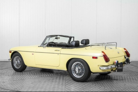 MG B 1.8 Roadster . thumbnail 5