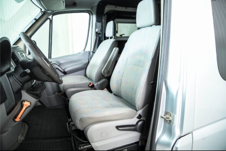 Volkswagen Crafter 30 2.5 TDI L2H1 DC Trendline airco thumbnail 26