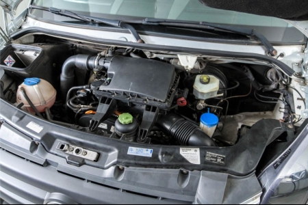 Volkswagen Crafter 30 2.5 TDI L2H1 DC Trendline airco thumbnail 28