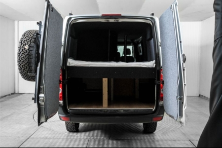Volkswagen Crafter 30 2.5 TDI L2H1 DC Trendline airco thumbnail 34