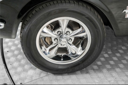 Ford Mustang  thumbnail 21