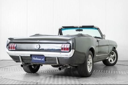 Ford Mustang  thumbnail 41