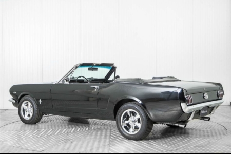 Ford Mustang  thumbnail 6