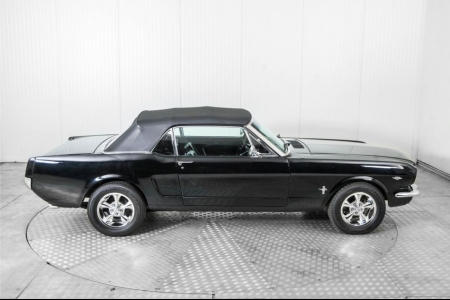 Ford Mustang  thumbnail 64