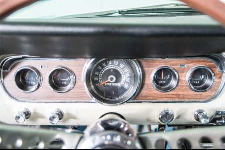 Ford Mustang V8 302 automaat thumbnail 19