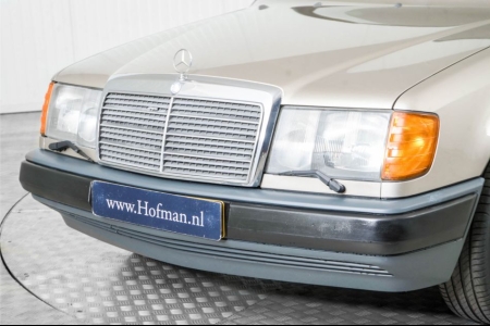 Mercedes-Benz 200-serie 230 TE thumbnail 18
