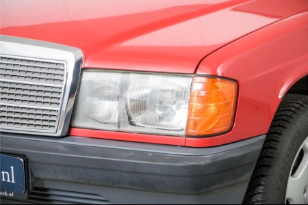 Mercedes-Benz 190 2.0 D thumbnail 22