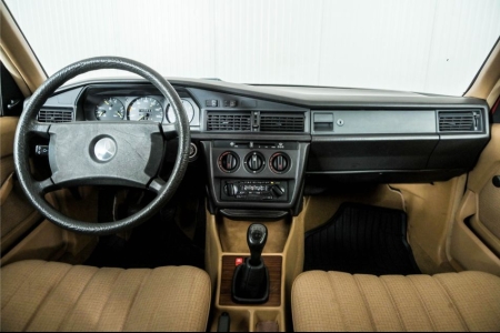 Mercedes-Benz 190 2.0 D thumbnail 7