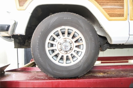 Jeep Wagoneer 5.9 V8 Limited Wagon thumbnail 58