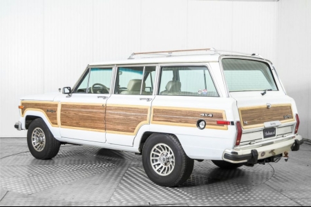 Jeep Wagoneer 5.9 V8 Limited Wagon thumbnail 6
