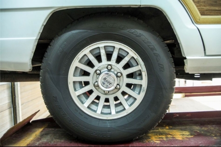 Jeep Wagoneer 5.9 V8 Limited Wagon thumbnail 60