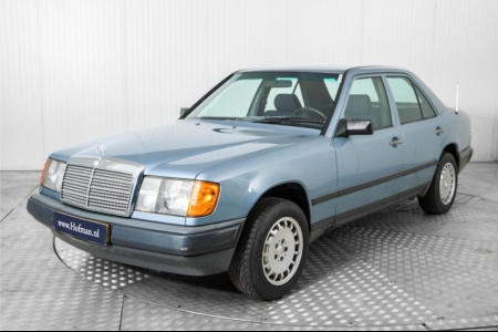 Mercedes-Benz E-Klasse 200-500 230 E LPG . thumbnail 17