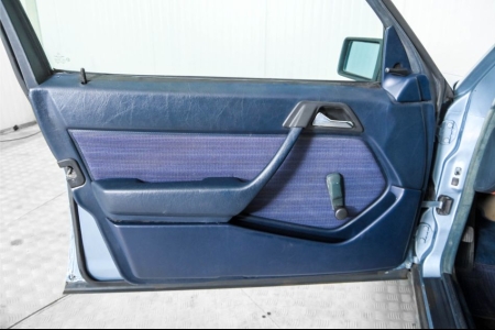 Mercedes-Benz E-Klasse 200-500 230 E LPG . thumbnail 29