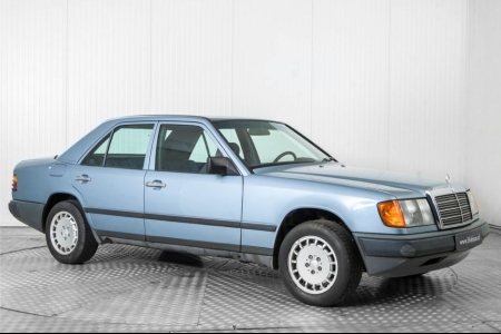 Mercedes-Benz E-Klasse 200-500 230 E LPG . thumbnail 5
