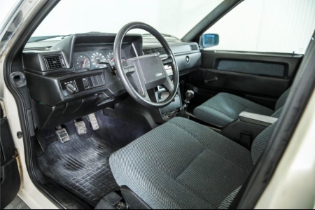 Volvo 740 2.3 GL thumbnail 11