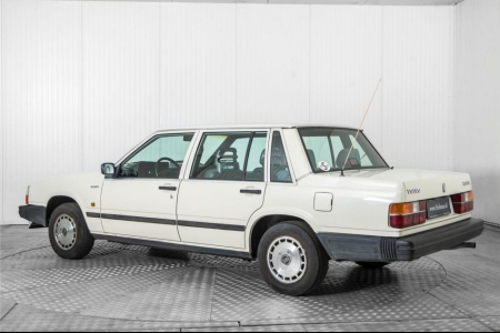 Volvo 740 2.3 GL thumbnail 6