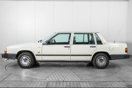 Volvo 740 2.3 GL thumbnail 9