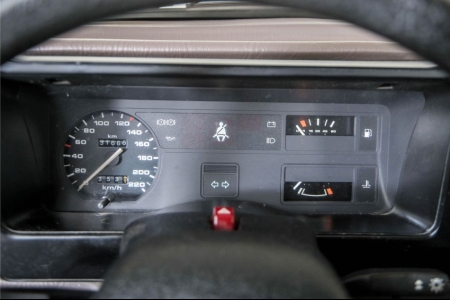 Ford Sierra 2.0 L thumbnail 19