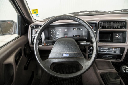 Ford Sierra 2.0 L thumbnail 8