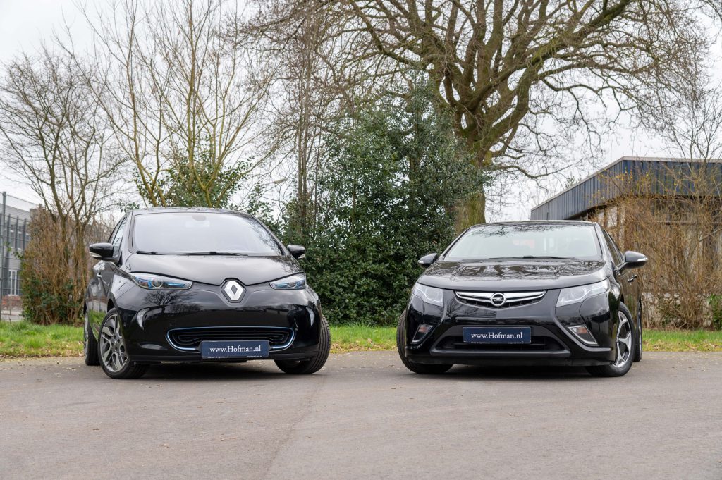 Elektrisch rijden doe je op de kermis Opel Ampera en Renault Zoe @hofman.nl