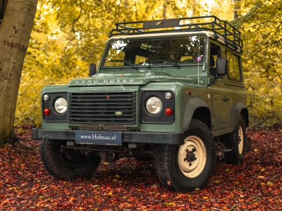 Klaar voor de Herfst met deze twee Land Rover Defenders! @hofman.nl