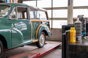 DSC_7902 Morris Minor in de werkplaats @hofman.nl