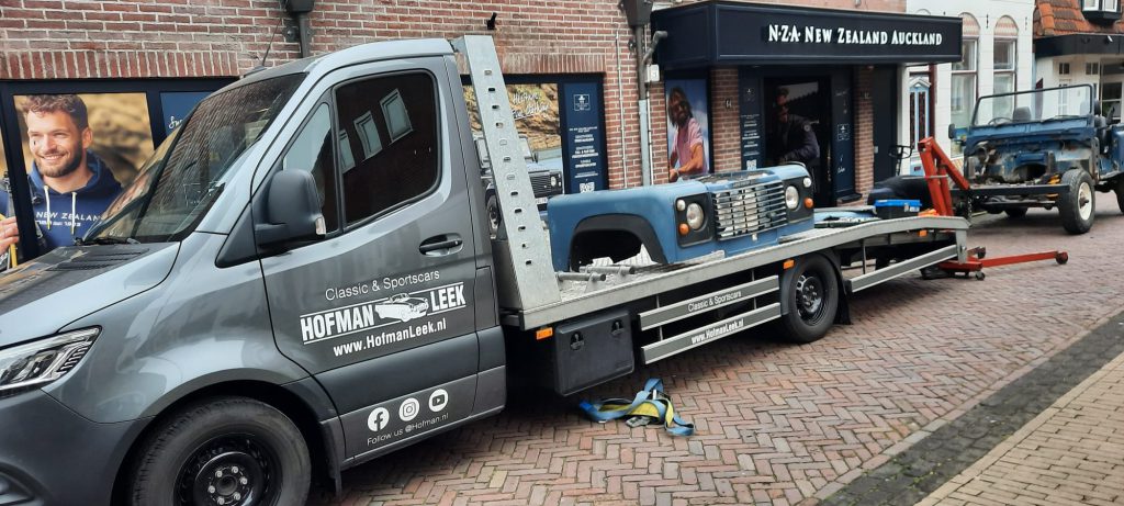 Land Rover op zijn kant op Texel! @hofman.nl